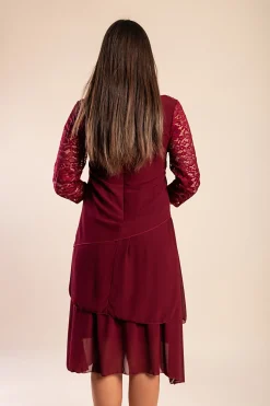 Abito elegante con pizzo, bordeaux