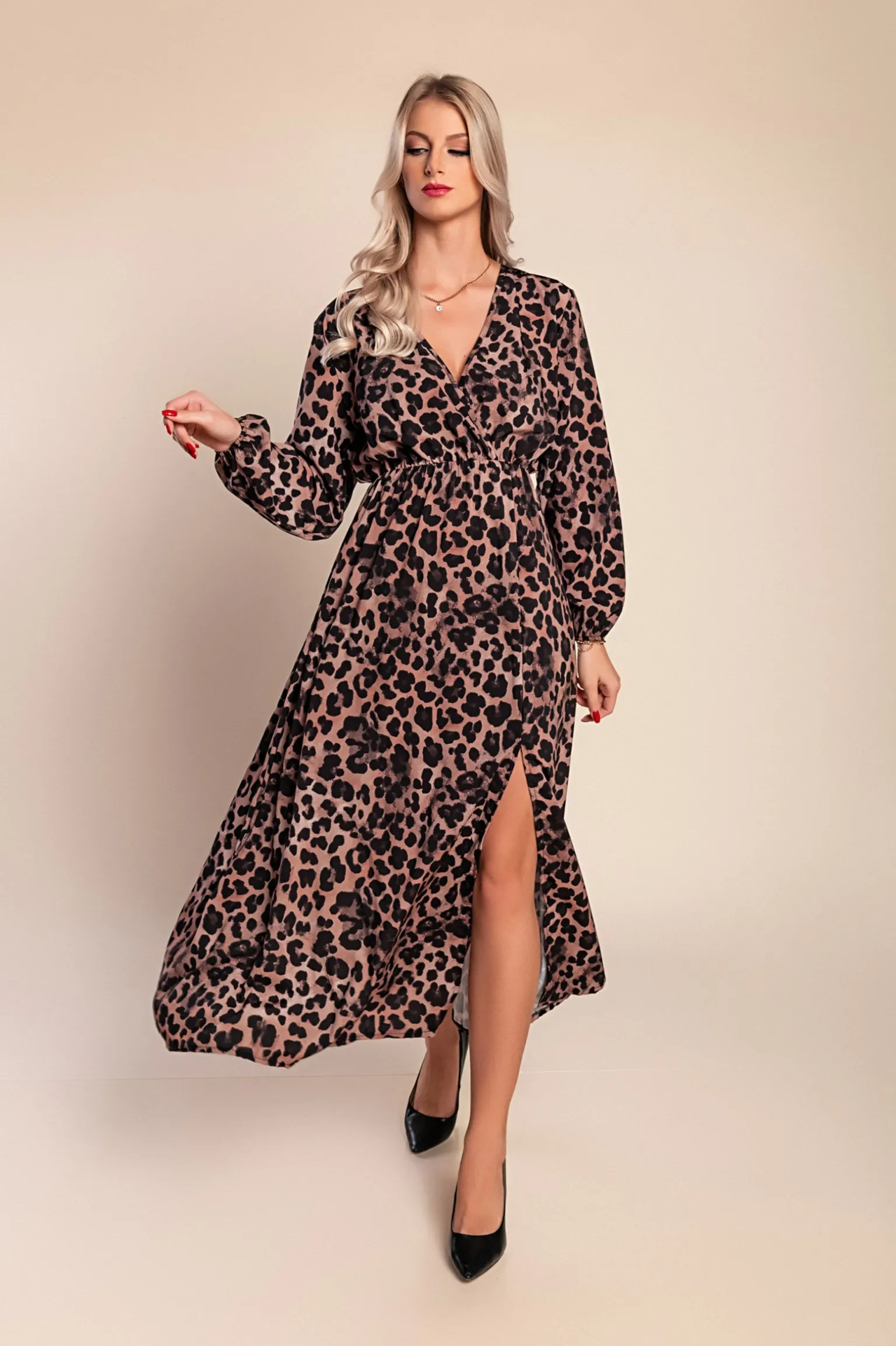 Abito lungo con stampa leopardata, beige