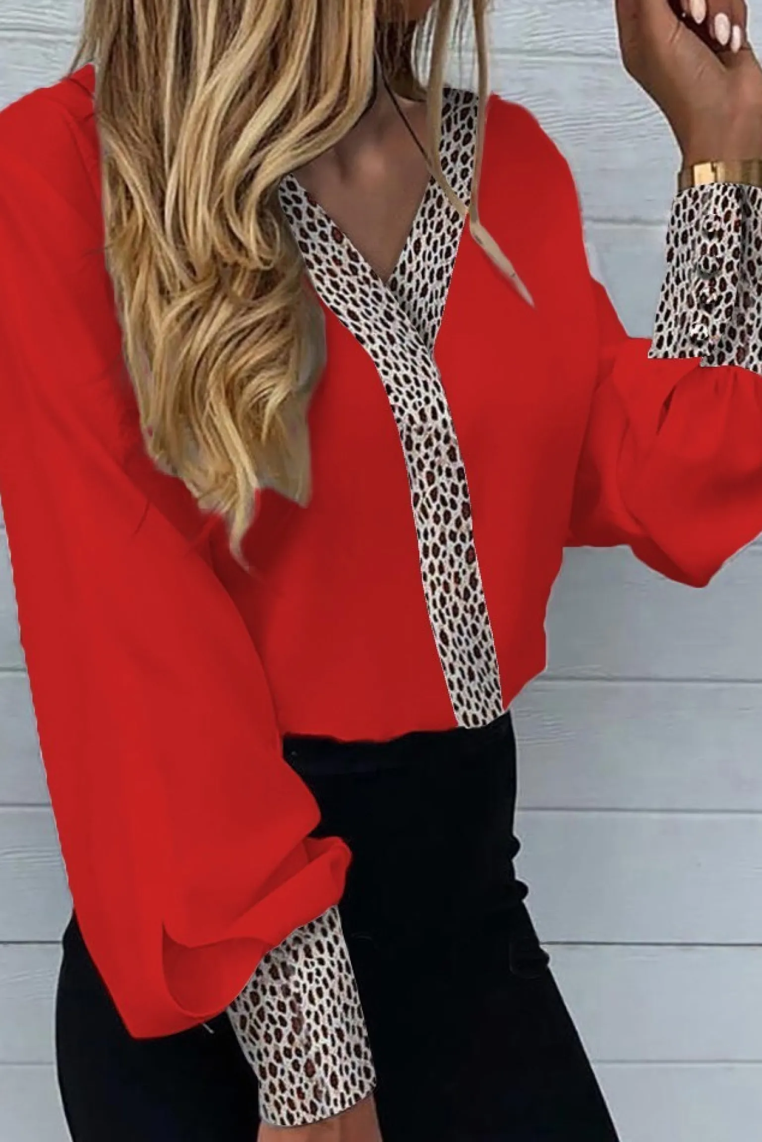 Blusa elegante con stampa leopardata Polina, rossa
