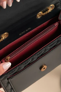 Borsa piccola con dettaglio trapuntato, nera