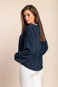 Camicetta con collana, blu scuro