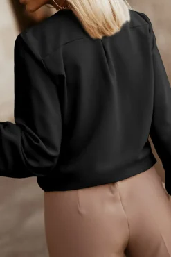 Camicia elegante con scollo rotondo, nera