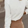 Camicia elegante con scollo rotondo, bianca
