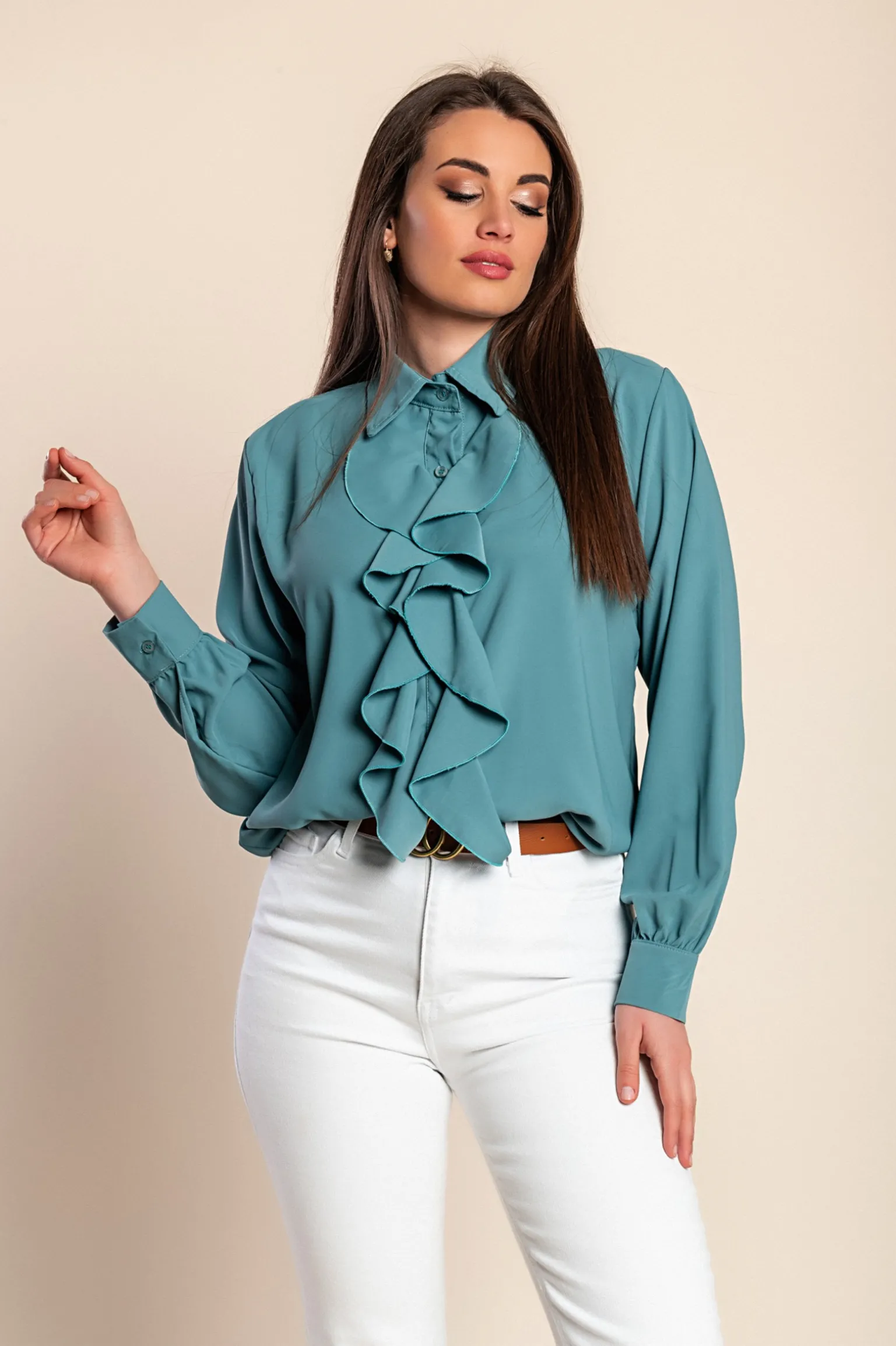 Camicia elegante con volant, colore petrolio