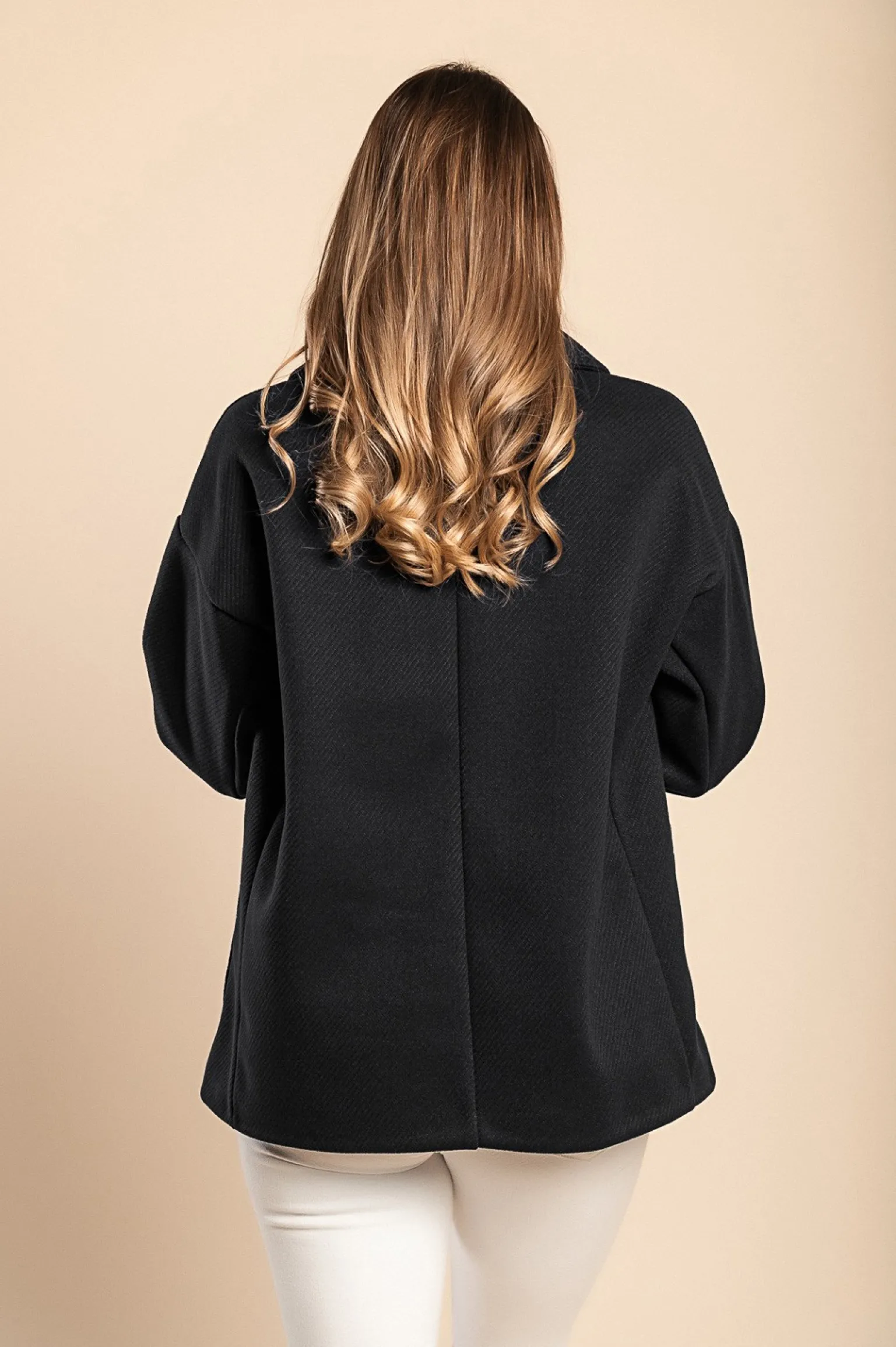 Cappotto elegante e ampio, nero
