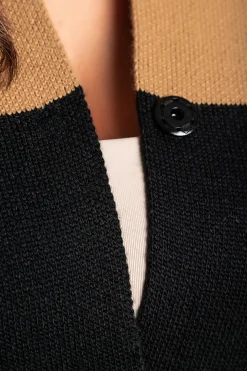 Cardigan in maglia con scollo a "V", colore beige/nero/bianco
