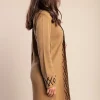 Cardigan in maglia con stampa, cammello/nero