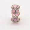 Ciondolo in argento con motivo floreale, rosa.