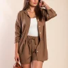 Completo camicia e shorts in lino, cammello
