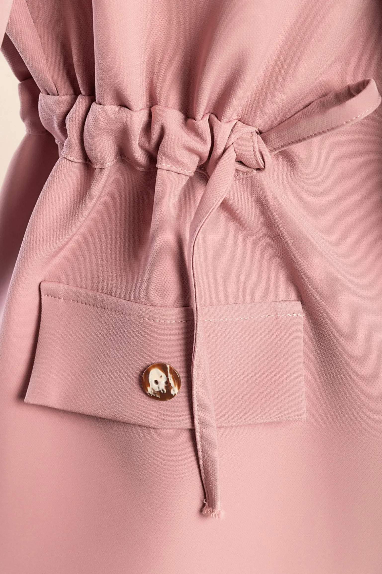Completo elegante blazer e pantaloni, rosa chiaro
