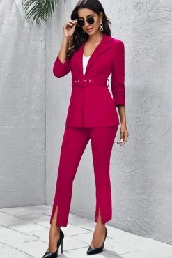 Completo giacca e pantaloni eleganti con cintura, fucsia scuro