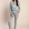 COMPLETO MAGLIETTA CON CAPPUCCIO E PANTALLONE CON DETTAGLIATI DI PERLINE TINSELY, GRIGIO