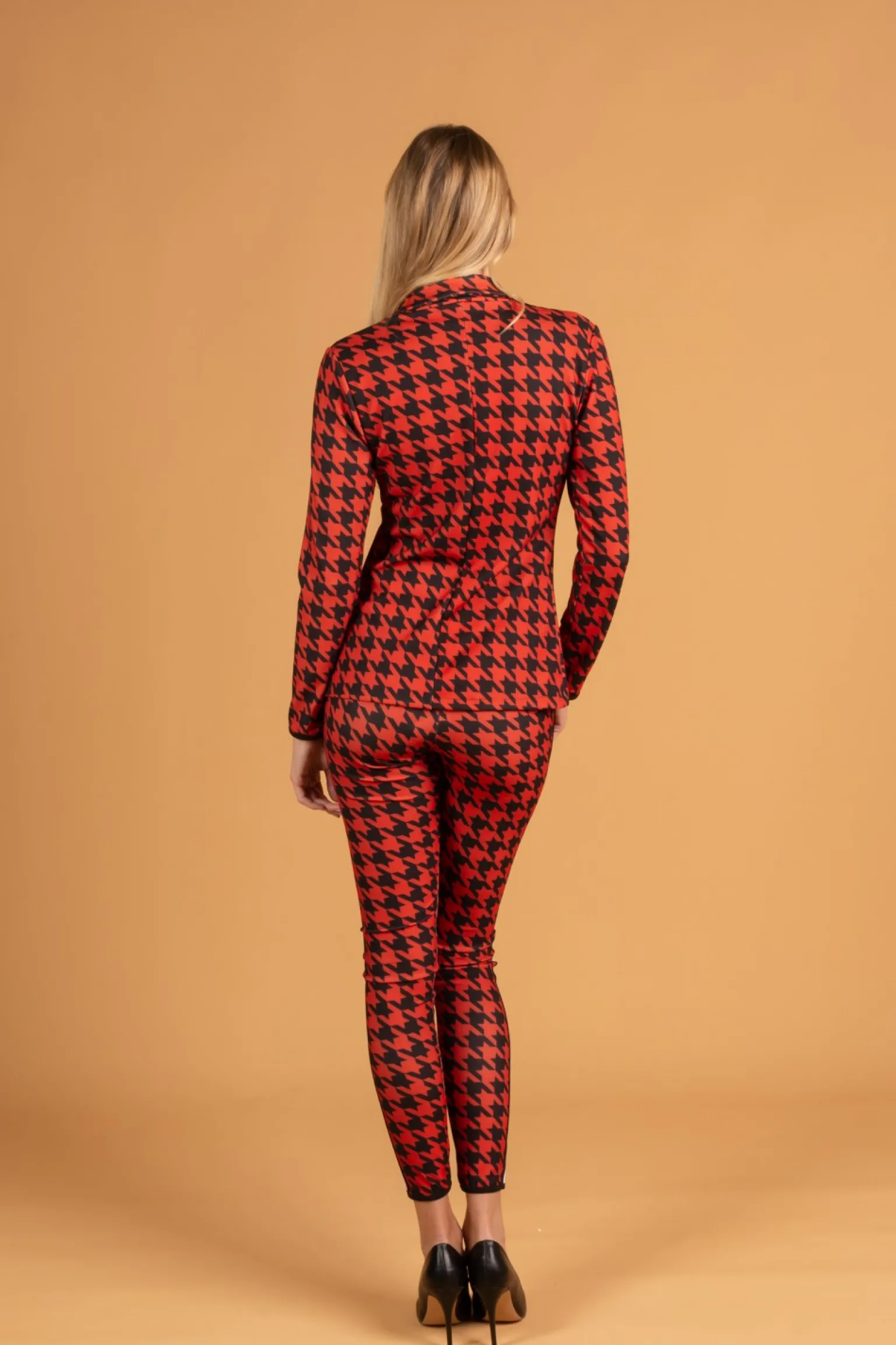 COMPLETO TAILLEUR ELEGANTE CON MOTIVO PEPITA MIRIAMA, NERO ROSSO