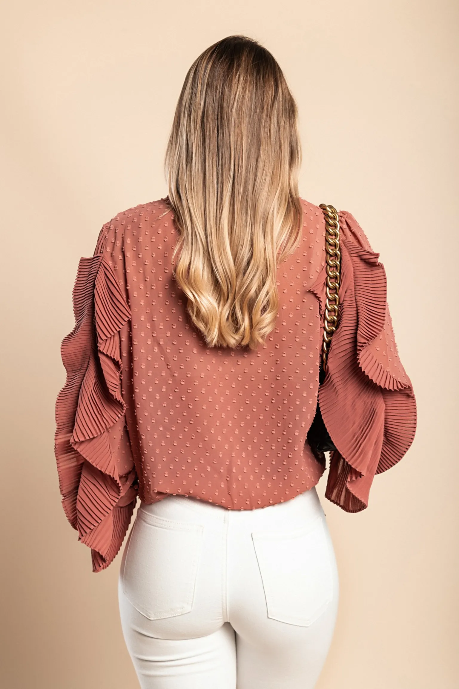 Elegante blusa in tessuto trasparente con balze Vendella, rosa