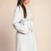 Elegante cappotto abbottonato, grigio chiaro