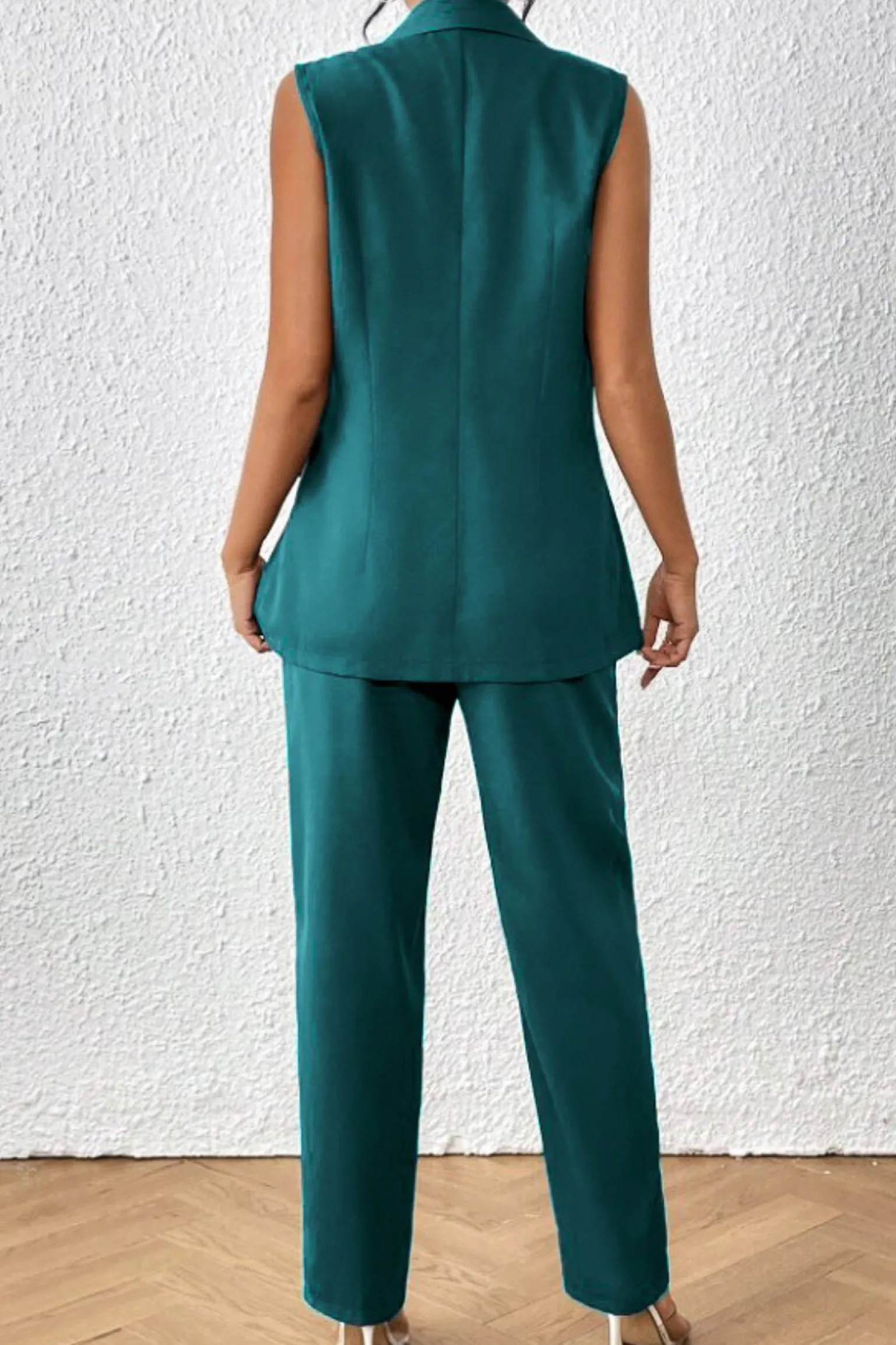 Elegante completo giacca senza maniche e pantaloni, blu