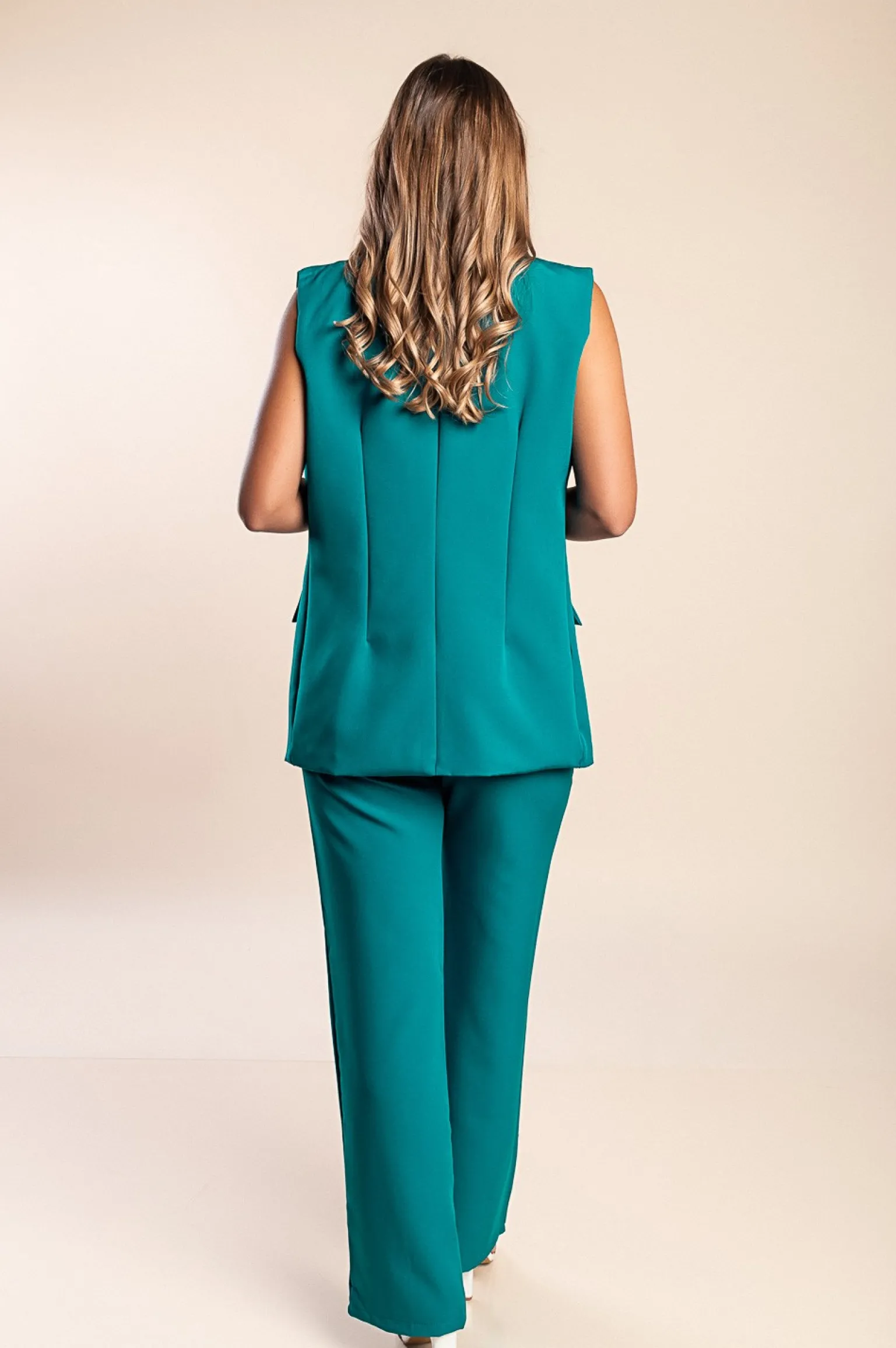 Elegante completo giacca senza maniche e pantaloni, blu