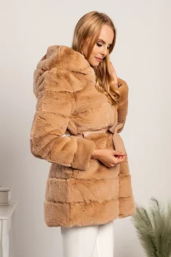 Elegante ecopelliccia Millene, cammello