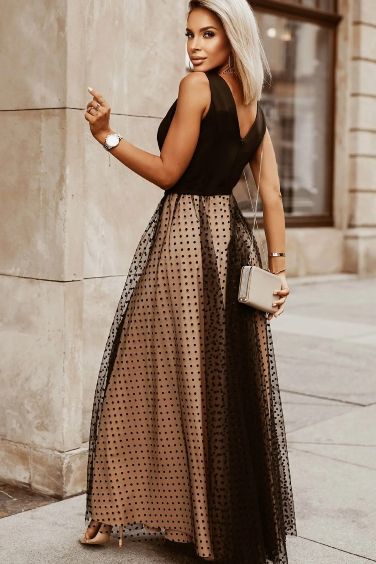 Elegante maxi abito a pois, nero