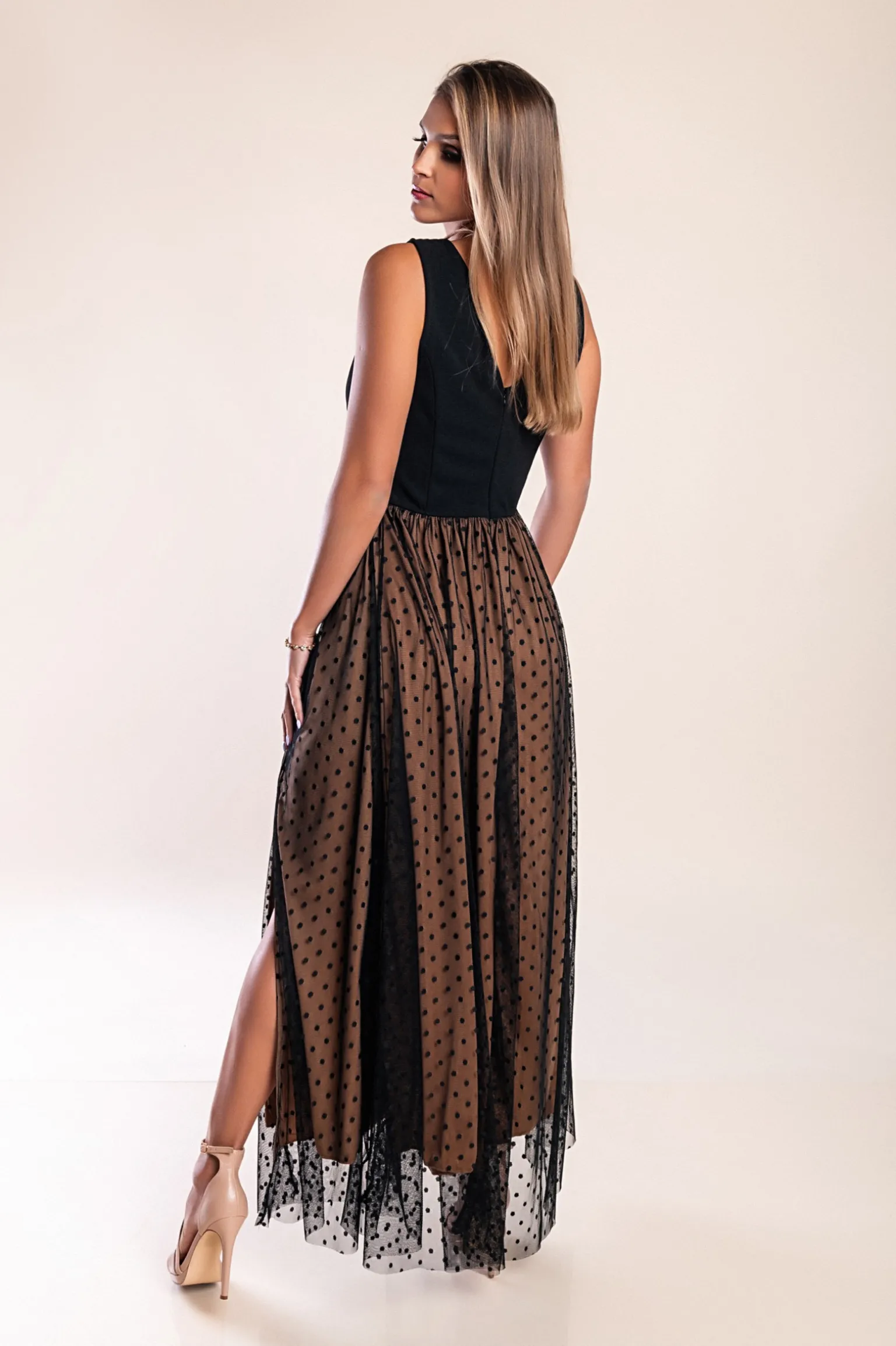 Elegante maxi abito a pois, nero