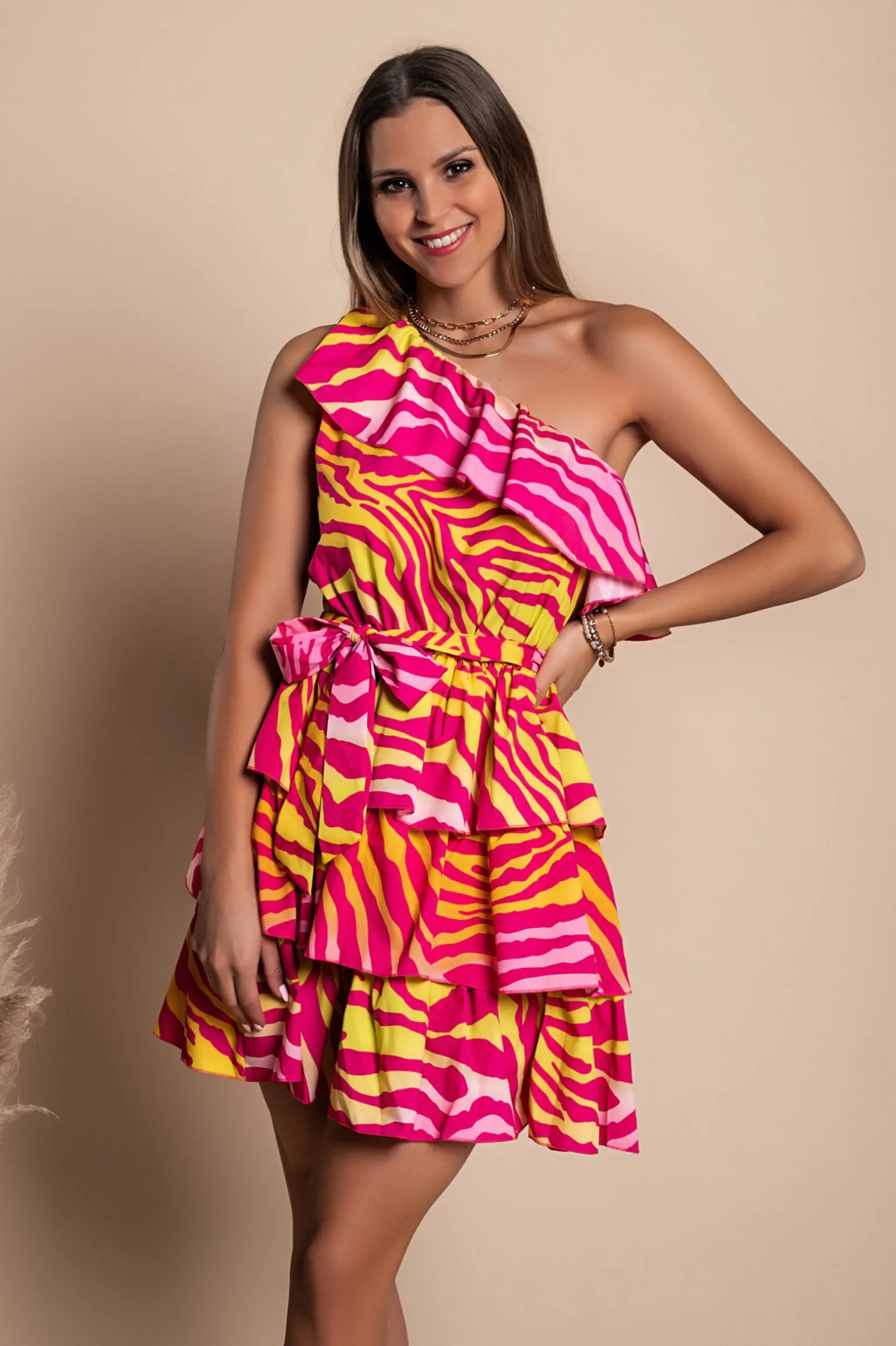 Elegante mini abito con balze Bovina, fucsia