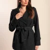 Elegante trench corto con bottoni, nero