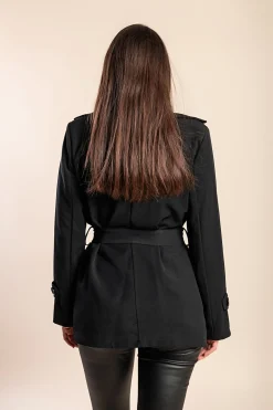 Elegante trench corto con bottoni, nero