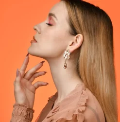 Eleganti orecchini pendenti, ART374, rosso