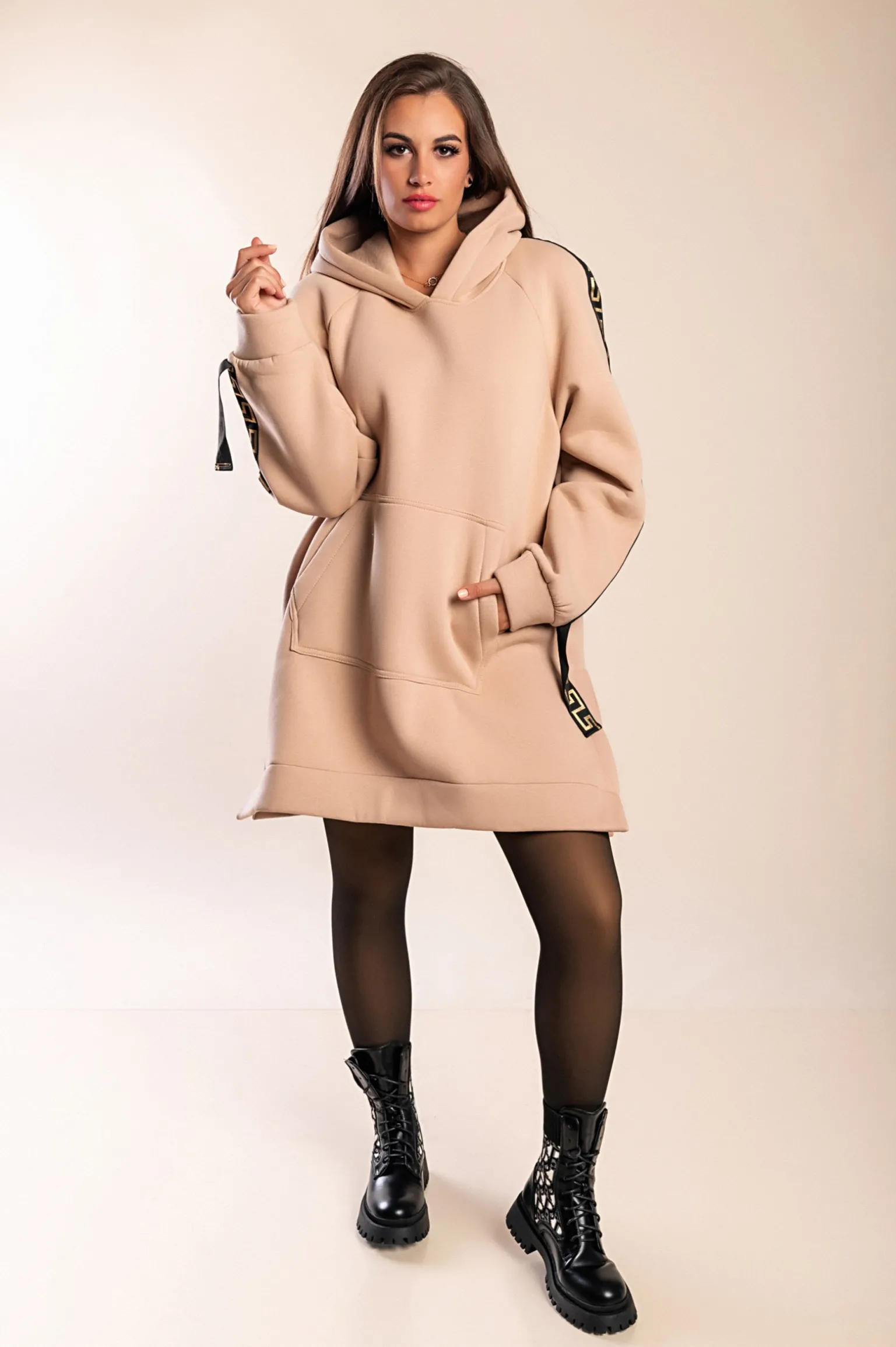 Felpa ampia con cappuccio in cotone, beige