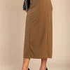 Gonna midi elegante, cammello