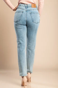 Jeans a gamba dritta, colore azzurro