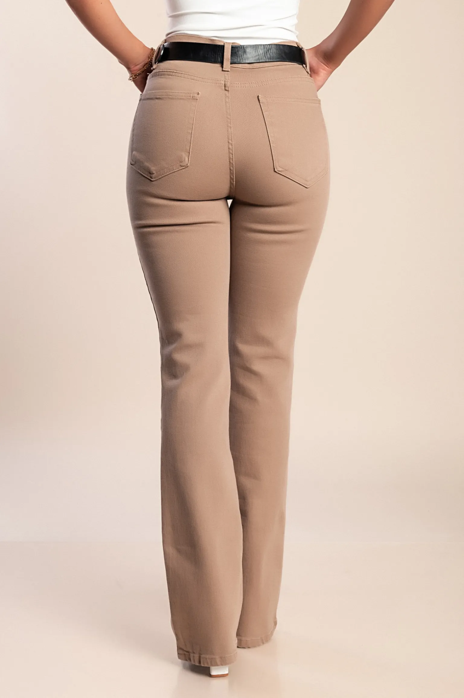 Jeans a zampa, cammello