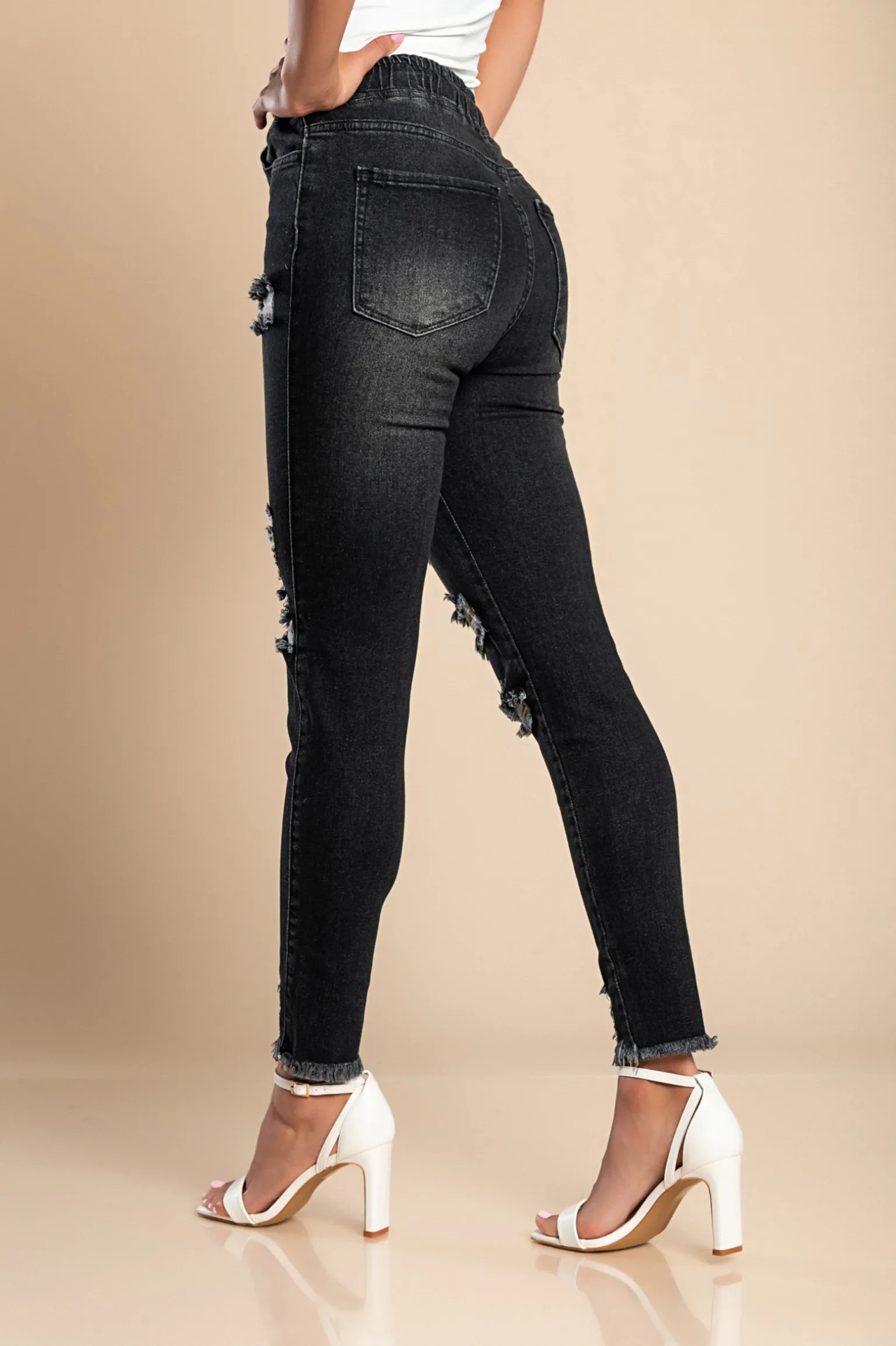 Jeans attillati a vita alta e spacchi Stefana, nero