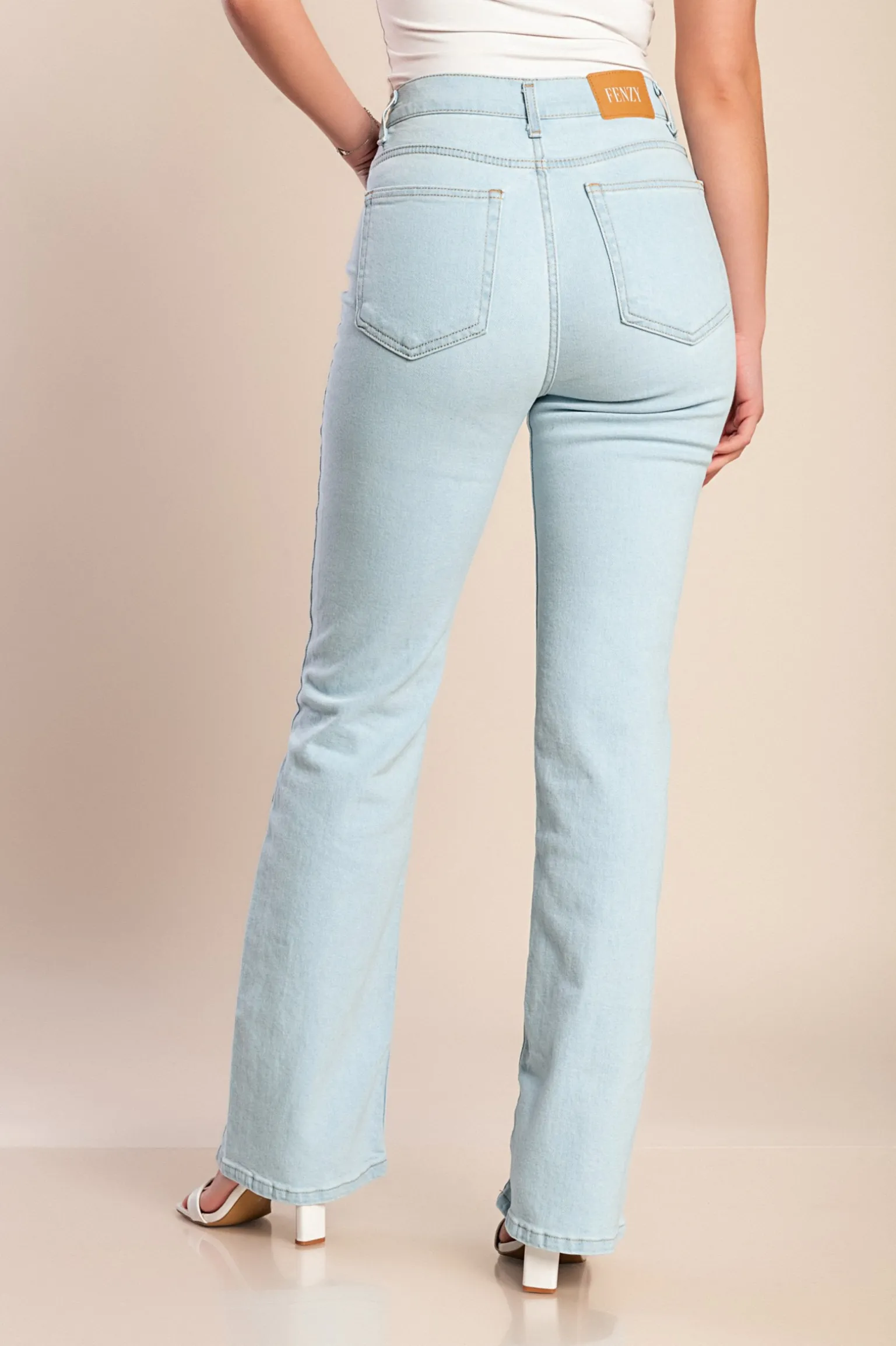 Jeans svasati, azzurro chiaro