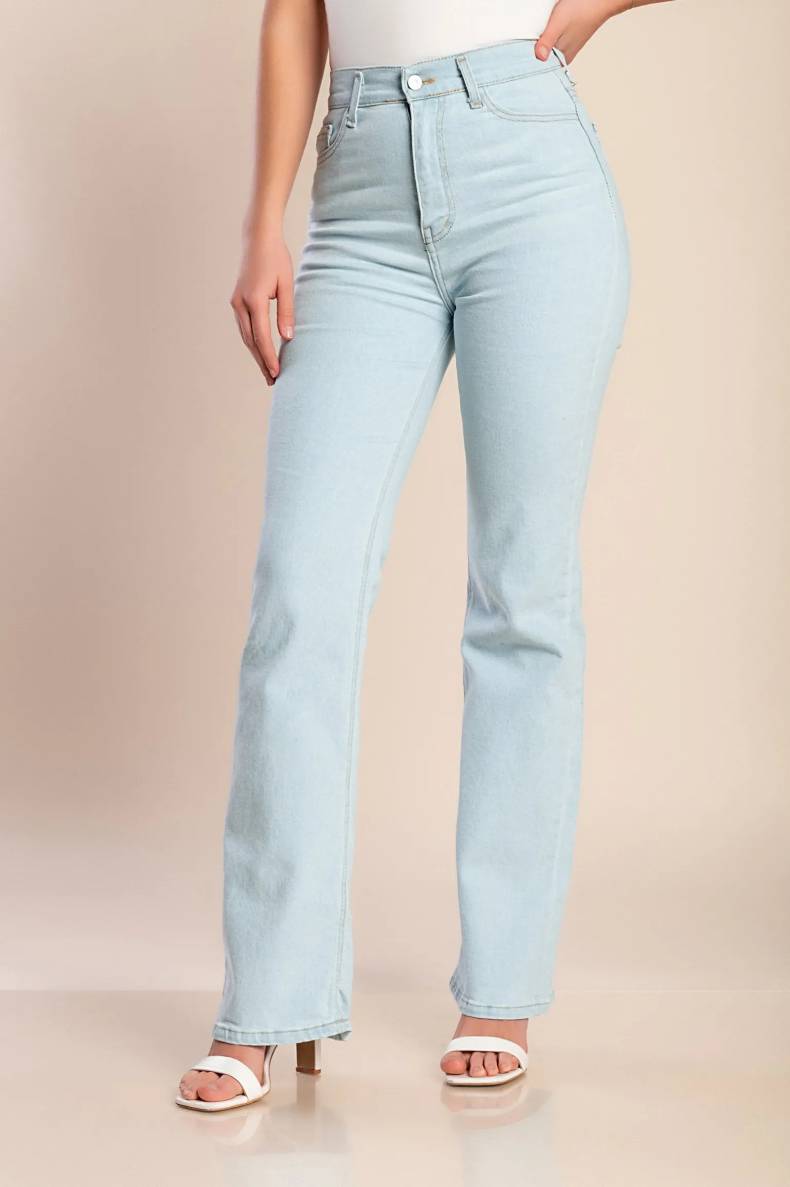 Jeans svasati, azzurro chiaro