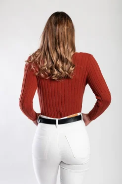 Maglietta in maglia con scollo tondo, color mattone
