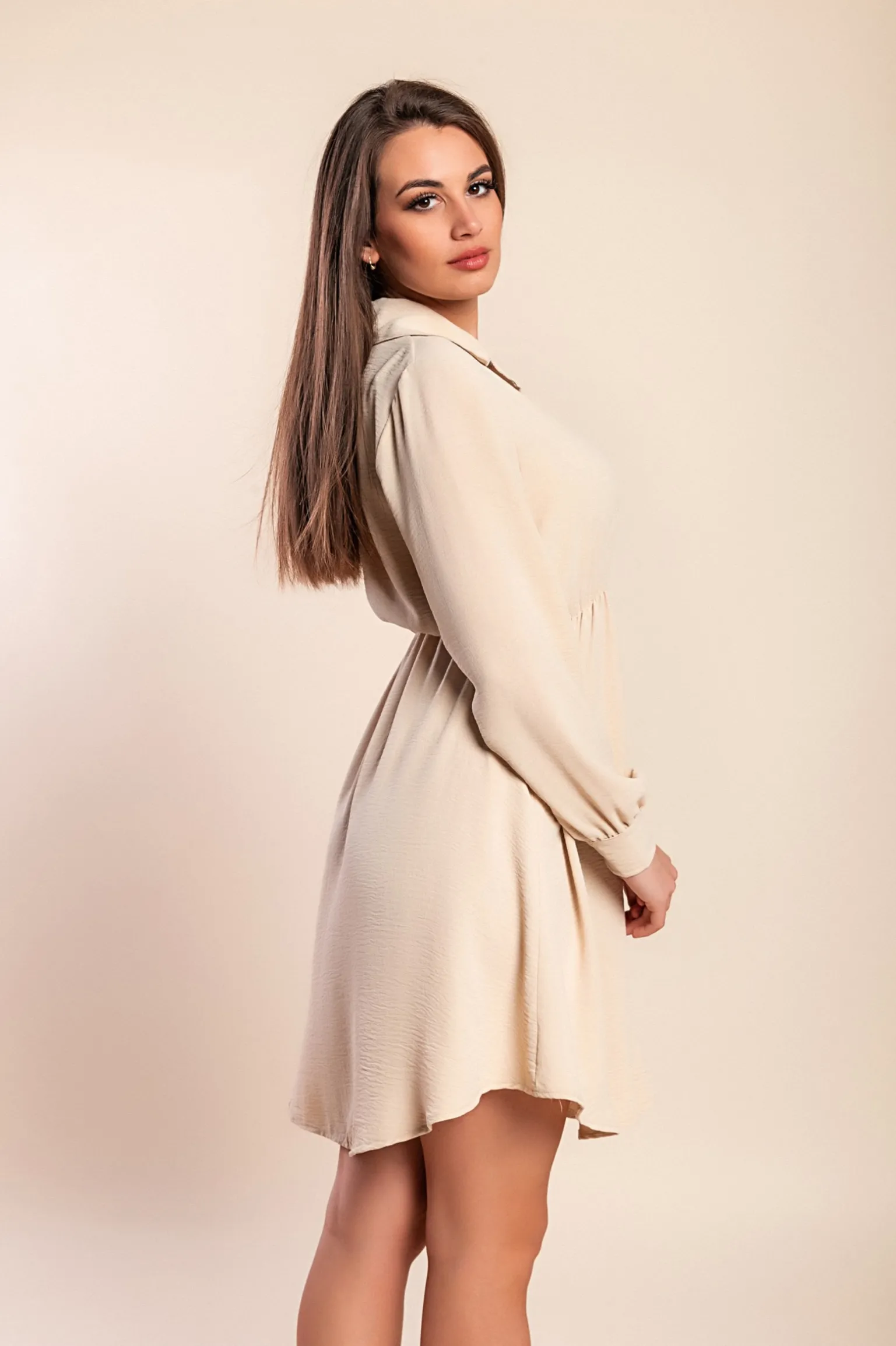 Mini abito con bottoni, beige