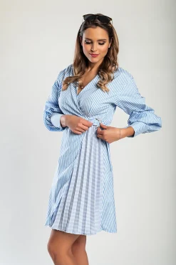 Mini abito con stampa a righe, di colore azzurro