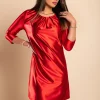 Mini abito elegante in simil raso, rosso