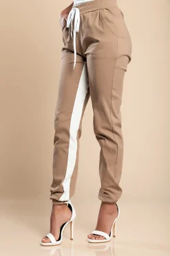 PANTALONE ALLA MODA CON RIGA SUI LATI, ELASTICIZZATE IN VITA  FRIEDA, CACHI
