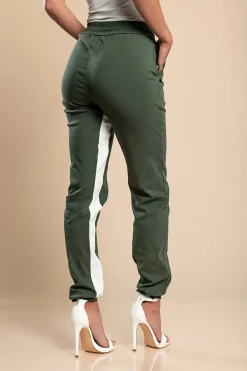 PANTALONE ALLA MODA CON RIGA SUI LATI, ELASTICIZZATE IN VITA FRIEDA, VERDE
