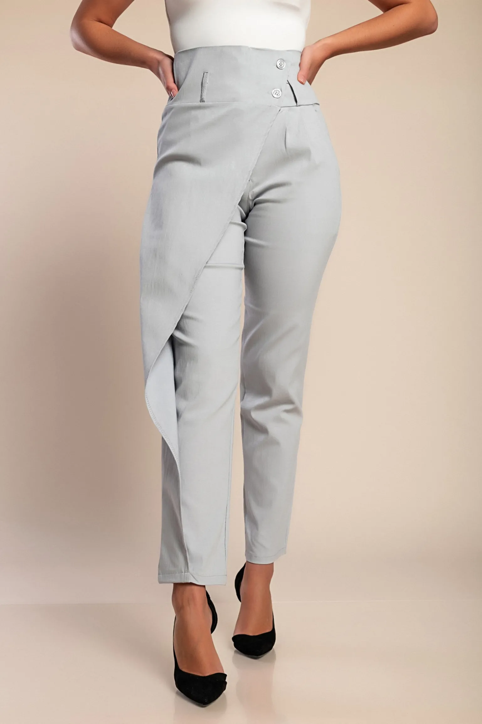 Pantaloni eleganti con volant, grigio chiaro