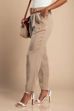 Pantaloni lunghi con cintura decorativa, beige