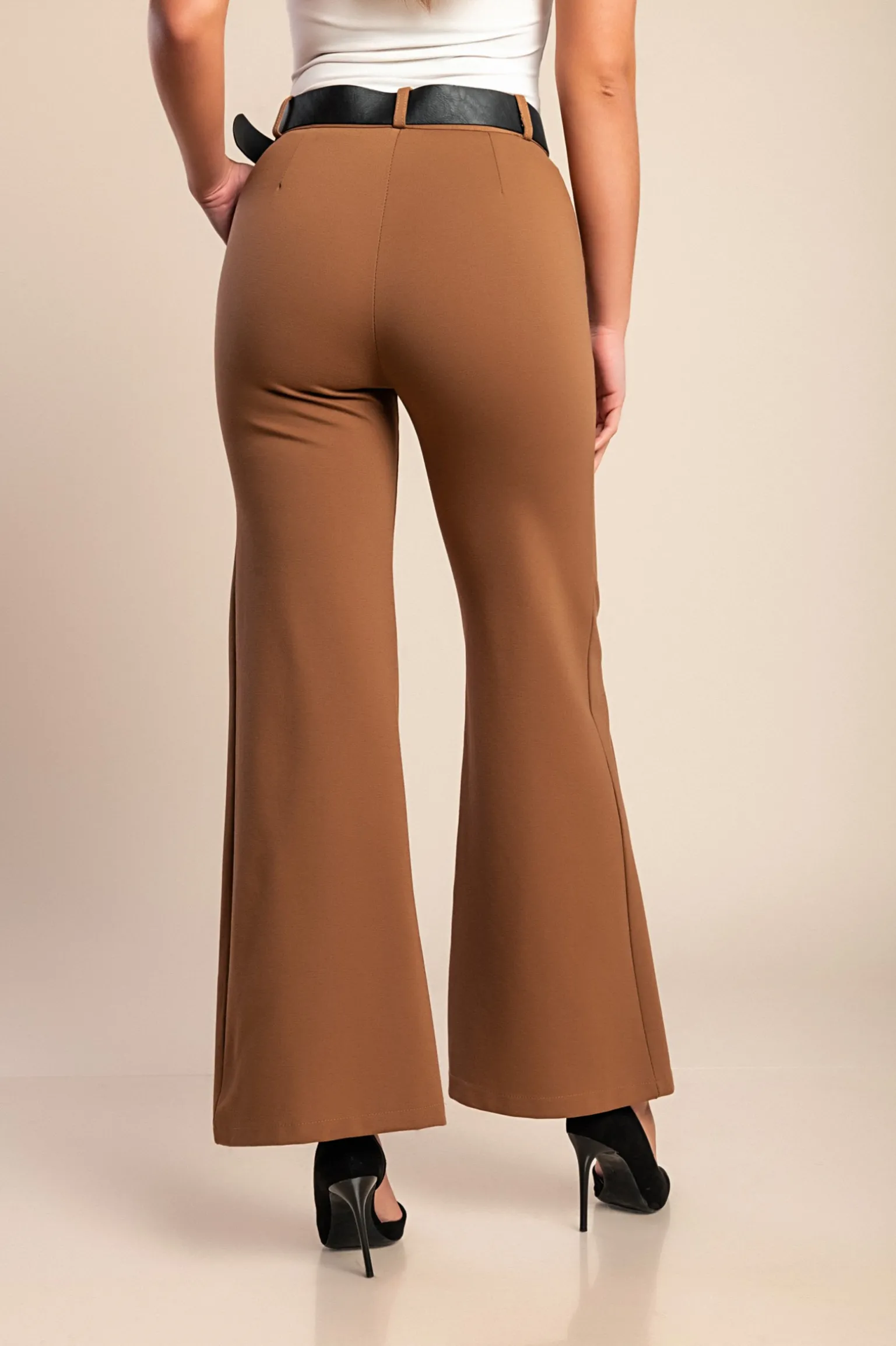 Pantaloni lunghi eleganti, color cammello