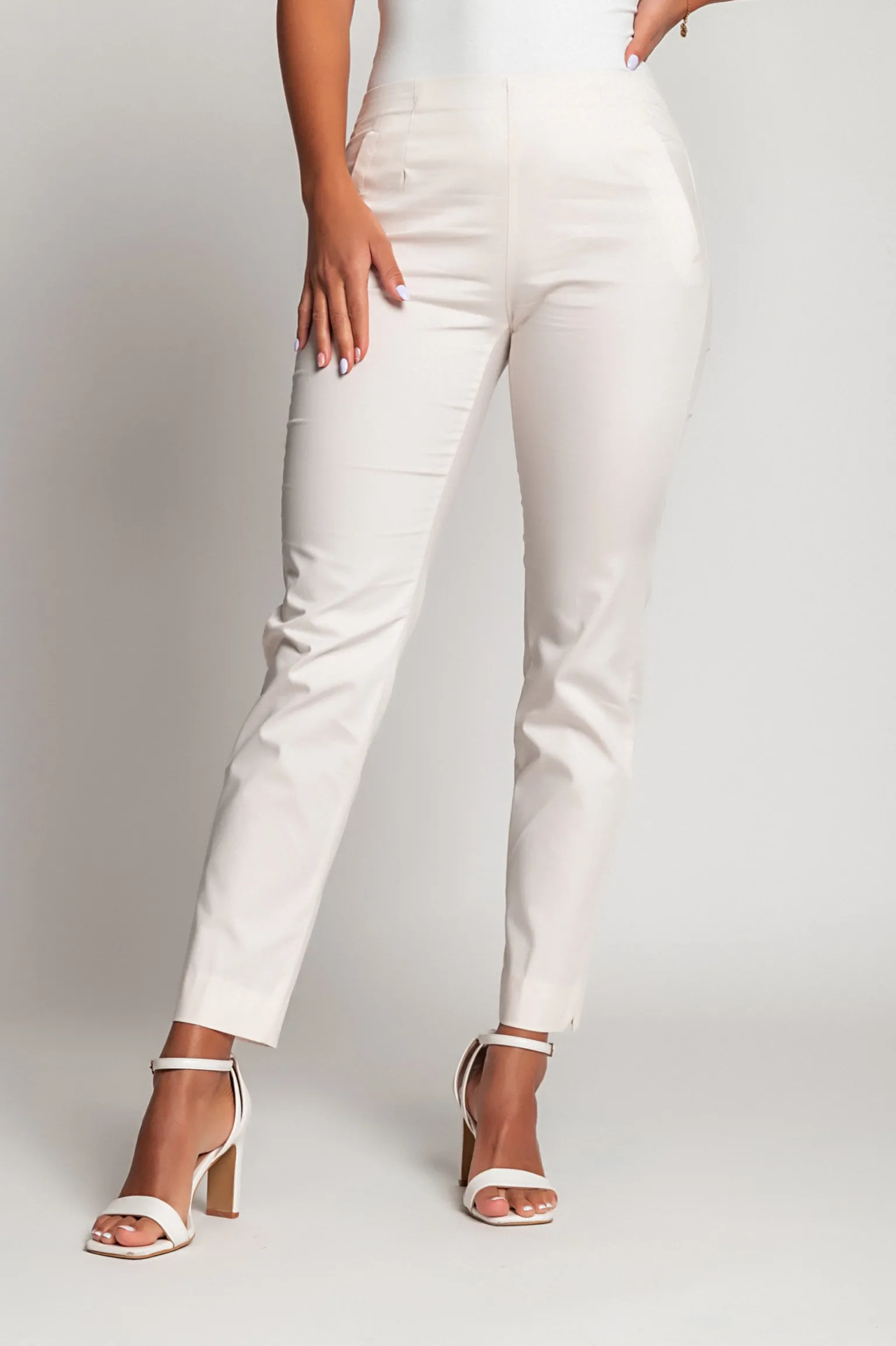 Pantaloni skinny in cotone, panna
