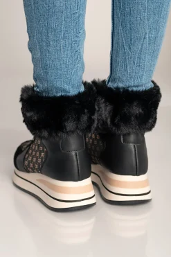 Sneaker fashion realizzata in similpelle e tessuto Alreya, nera