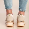Sneakers alla moda, colore beige