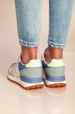 Sneakers alla moda, colore viola