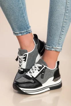 Sneakers alla moda con dettaglio decorativo, nere