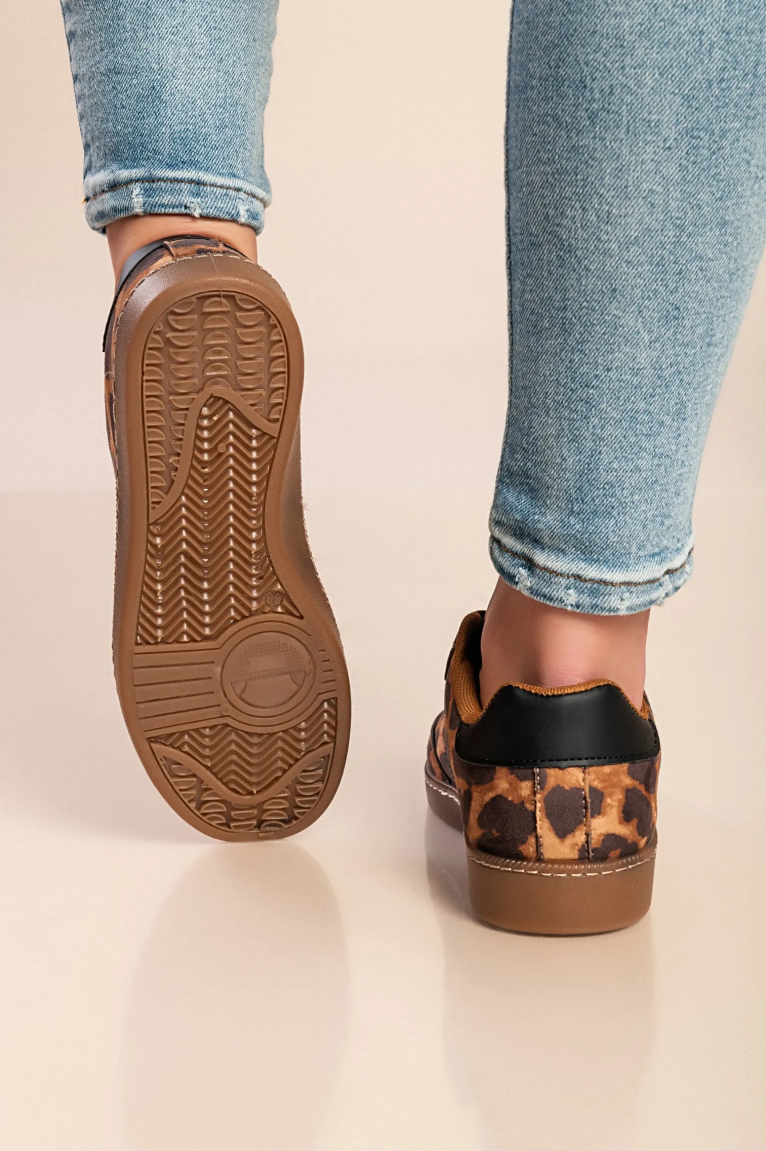 Sneakers alla moda, leopardate